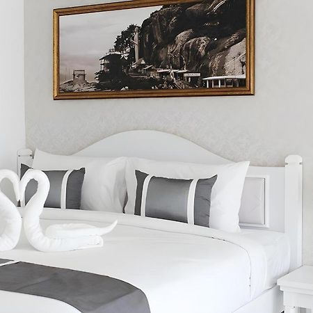B2 Hua Hin Premier Hotel 외부 사진