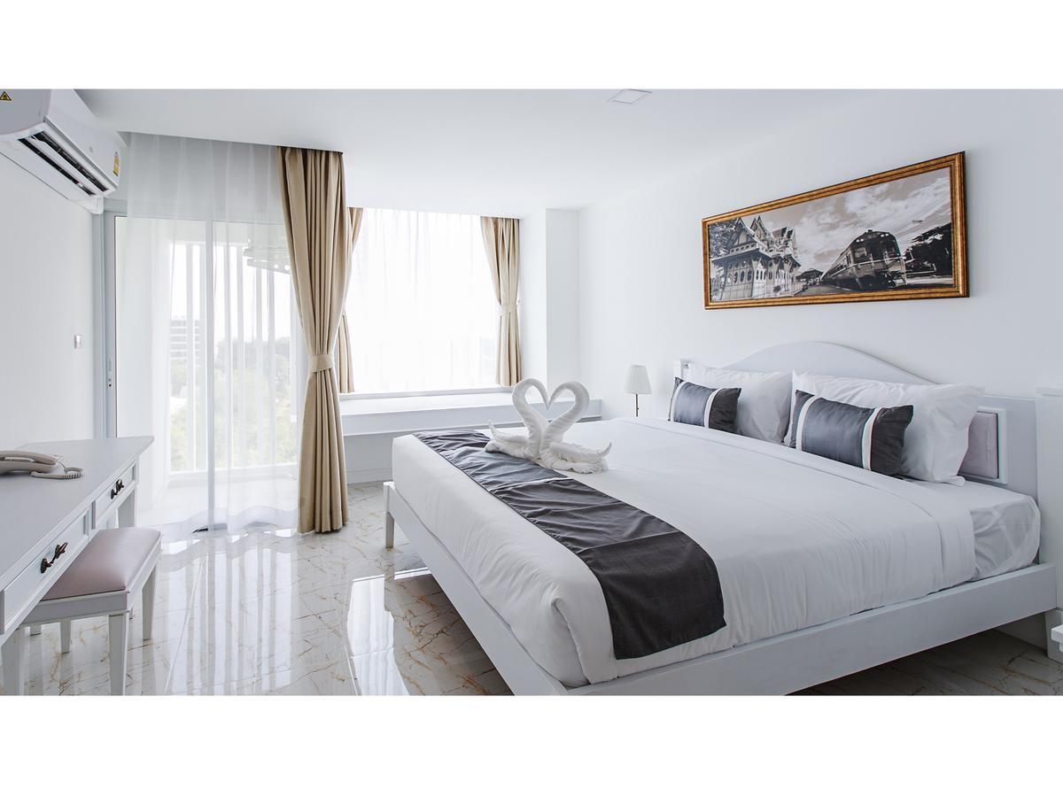 B2 Hua Hin Premier Hotel 외부 사진